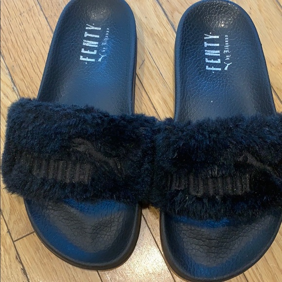 x Rihanna Leadcat Fenty Sandal in Shell - Picture 16 of 16